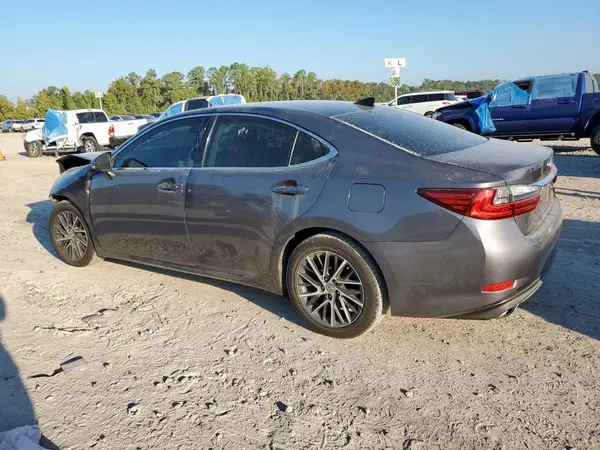 58ABK1GG1HU054024 2017 LEXUS ES - Image 2