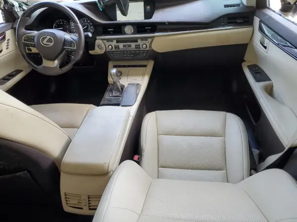 58ABK1GG1HU058428 2017 LEXUS ES - Image 8