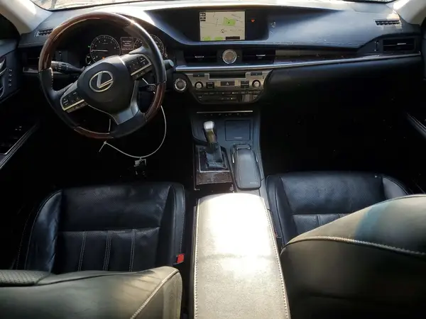 58ABK1GG1HU059966 2017 LEXUS ES - Image 8