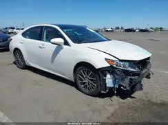 58ABK1GG1HU063175 2017 LEXUS ES