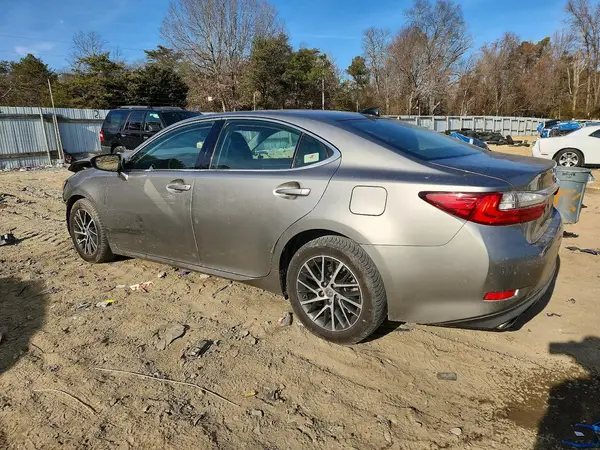 58ABK1GG1HU064570 2017 LEXUS ES - Image 2