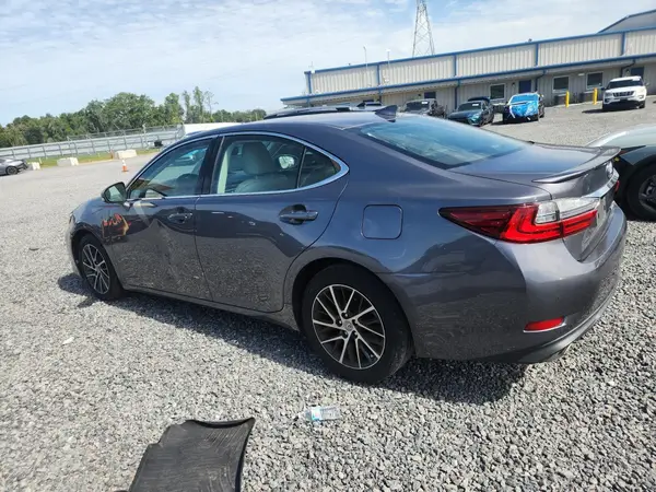 58ABK1GG1HU067274 2017 LEXUS ES - Image 2