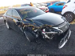 58ABK1GG1HU068635 2017 LEXUS ES