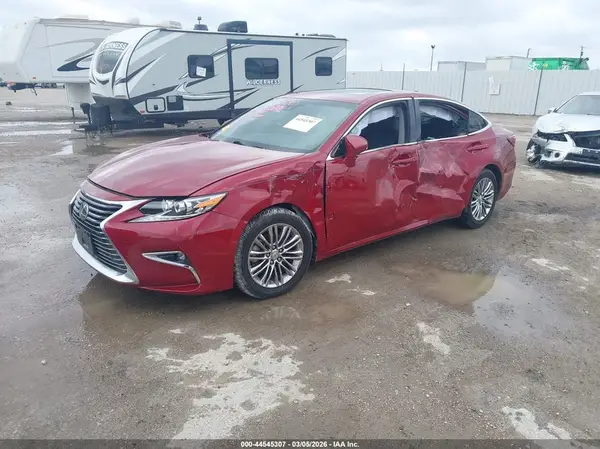 58ABK1GG1HU068893 2017 LEXUS ES - Image 2