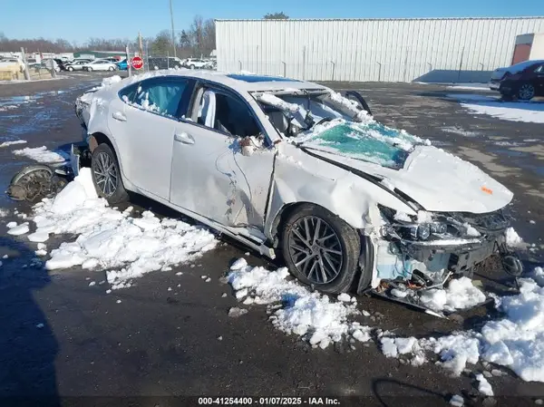 58ABK1GG1HU071406 2017 LEXUS ES - Image 1