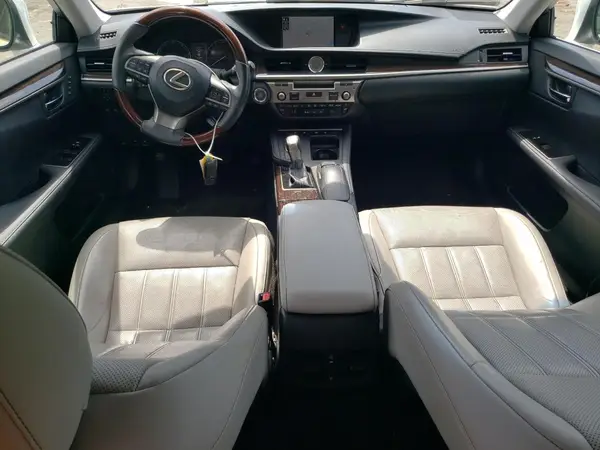 58ABK1GG1HU076153 2017 LEXUS ES - Image 8