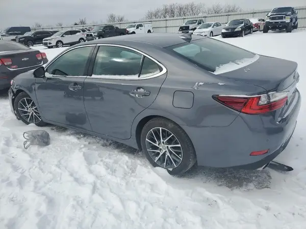 58ABK1GG1HU076444 2017 LEXUS ES - Image 2