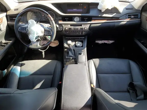 58ABK1GG1HU077335 2017 LEXUS ES - Image 8
