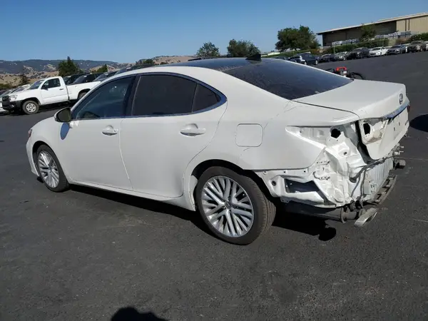 58ABK1GG1JU084999 2018 LEXUS ES - Image 2