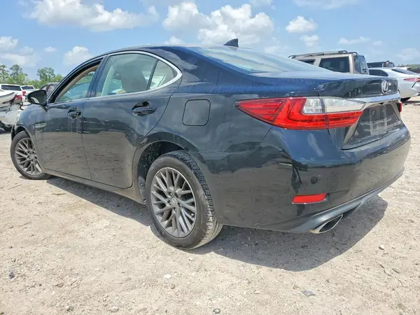 58ABK1GG1JU088485 2018 LEXUS ES - Image 2