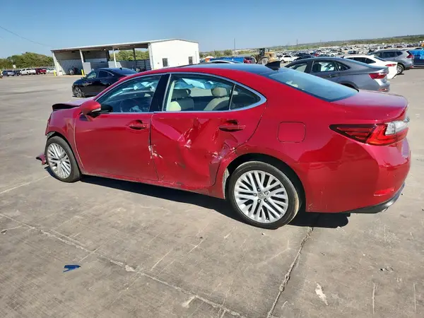 58ABK1GG1JU089054 2018 LEXUS ES - Image 2