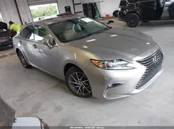 58ABK1GG1JU091807 2018 LEXUS ES