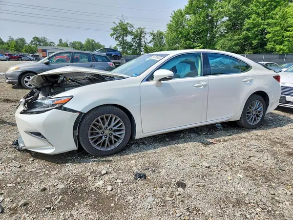 58ABK1GG1JU093847 2018 LEXUS ES - Image 1
