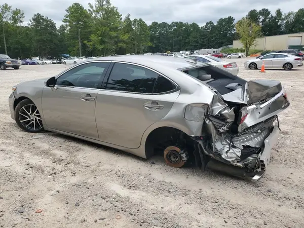 58ABK1GG1JU097123 2018 LEXUS ES - Image 2