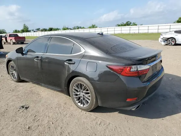 58ABK1GG1JU110789 2018 LEXUS ES - Image 2
