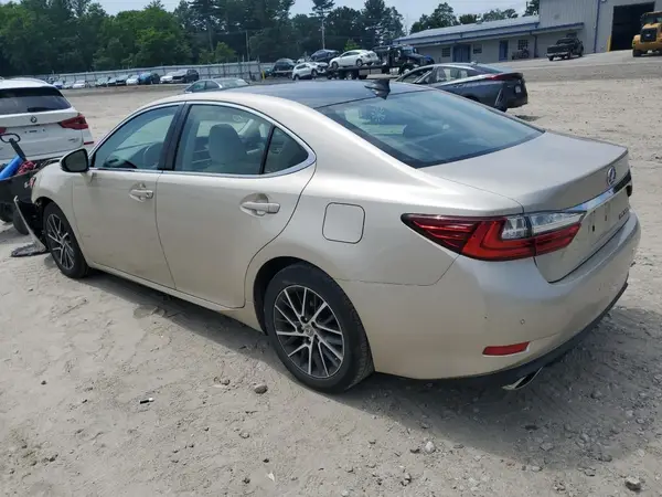 58ABK1GG1JU115829 2018 LEXUS ES - Image 2