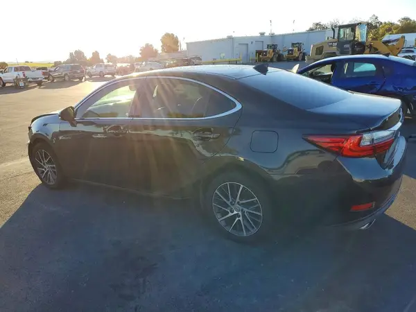 58ABK1GG2GU005283 2016 LEXUS ES - Image 2