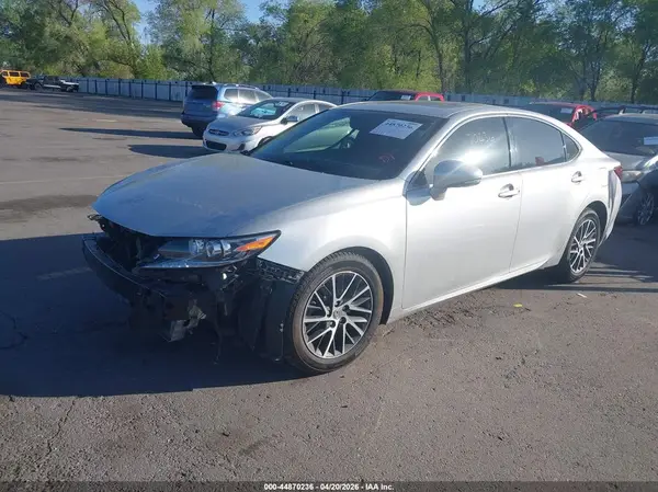 58ABK1GG2GU006949 2016 LEXUS ES - Image 2