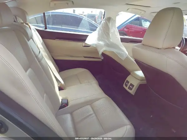 58ABK1GG2GU007227 2016 LEXUS ES - Image 8