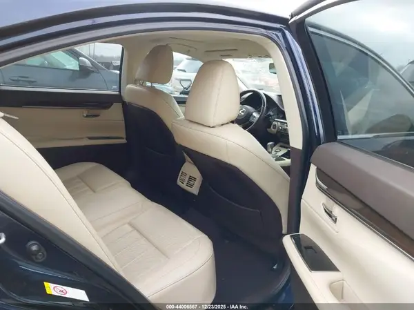 58ABK1GG2GU008006 2016 LEXUS ES - Image 8