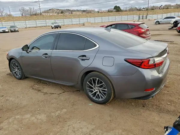 58ABK1GG2GU008541 2016 LEXUS ES - Image 2