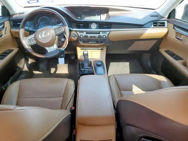 58ABK1GG2GU008555 2016 LEXUS ES - Image 8