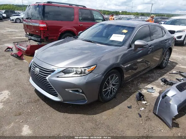 58ABK1GG2GU010984 2016 LEXUS ES - Image 2