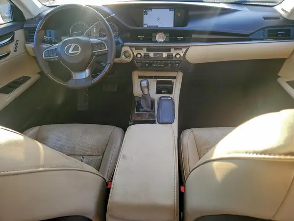 58ABK1GG2GU011651 2016 LEXUS ES - Image 8