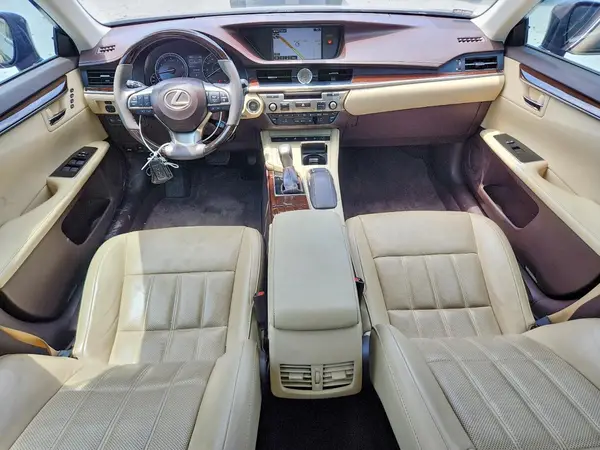 58ABK1GG2GU011777 2016 LEXUS ES - Image 8