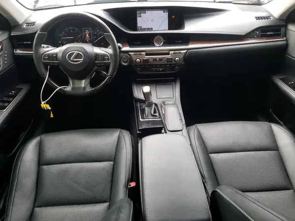 58ABK1GG2GU015702 2016 LEXUS ES - Image 8