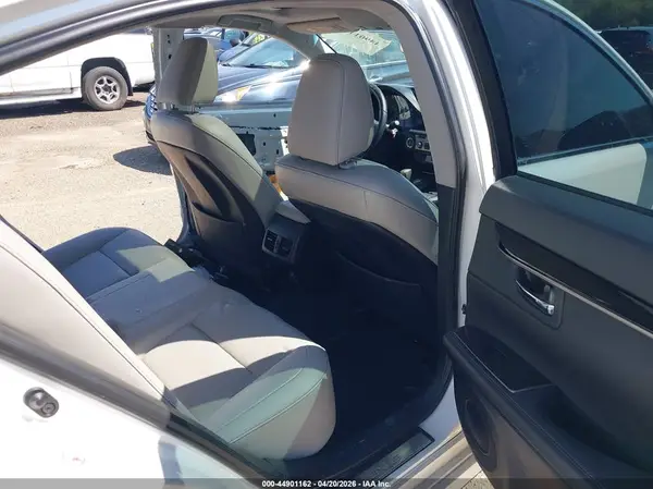 58ABK1GG2GU016378 2016 LEXUS ES - Image 8