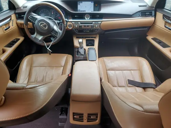 58ABK1GG2GU018180 2016 LEXUS ES - Image 8