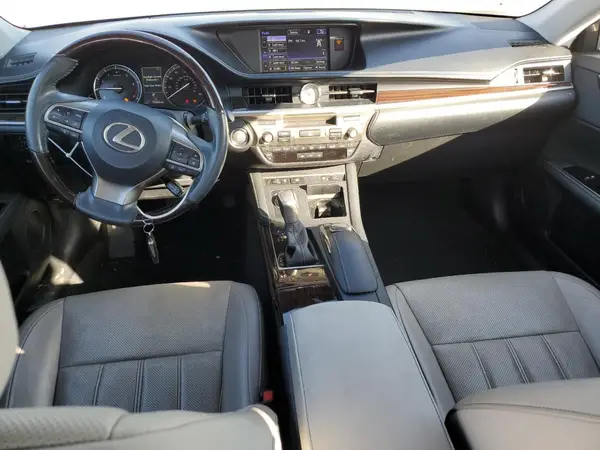 58ABK1GG2GU018650 2016 LEXUS ES - Image 8
