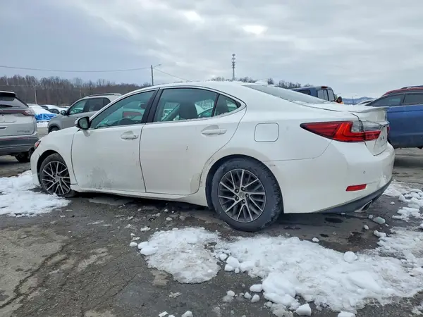 58ABK1GG2GU019846 2016 LEXUS ES - Image 2