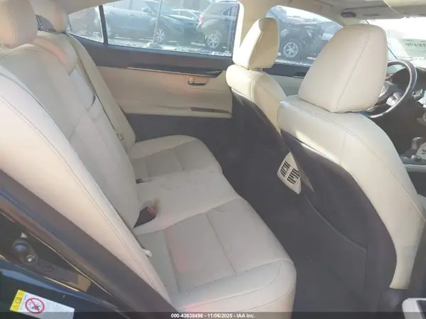 58ABK1GG2GU022181 2016 LEXUS ES - Image 8