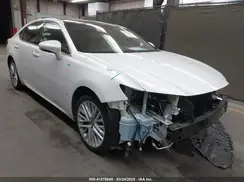 58ABK1GG2GU025646 2016 LEXUS ES