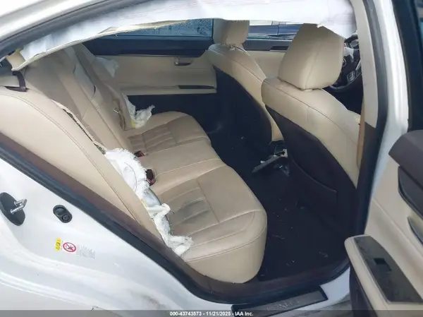 58ABK1GG2GU025727 2016 LEXUS ES - Image 8
