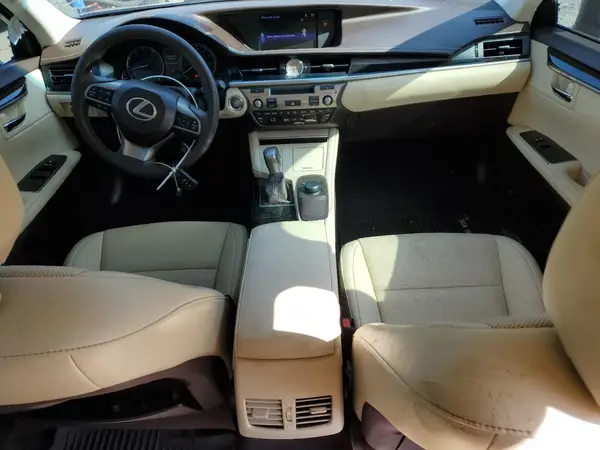 58ABK1GG2GU026439 2016 LEXUS ES - Image 8