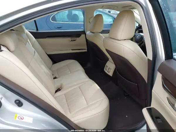 58ABK1GG2GU029633 2016 LEXUS ES - Image 8