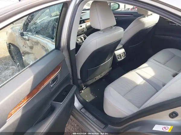 58ABK1GG2GU030670 2016 LEXUS ES - Image 8