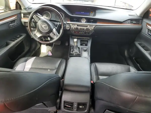 58ABK1GG2GU033195 2016 LEXUS ES - Image 8