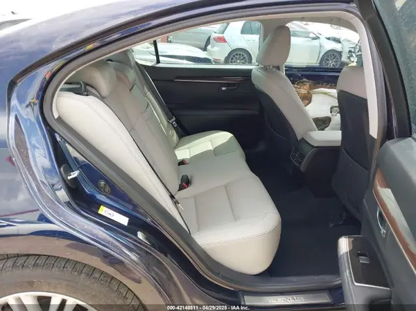 58ABK1GG2HU037314 2017 LEXUS ES - Image 8