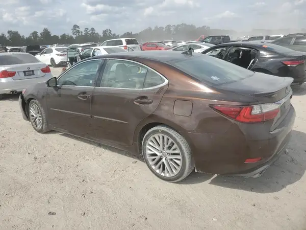 58ABK1GG2HU039970 2017 LEXUS ES - Image 2