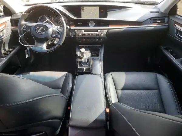 58ABK1GG2HU045185 2017 LEXUS ES - Image 8