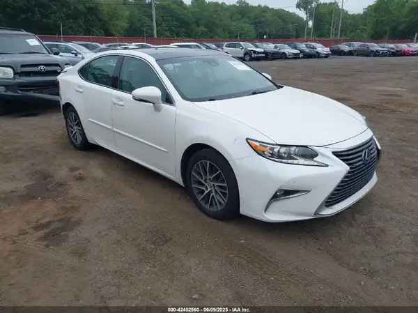 58ABK1GG2HU048426 2017 LEXUS ES - Image 1