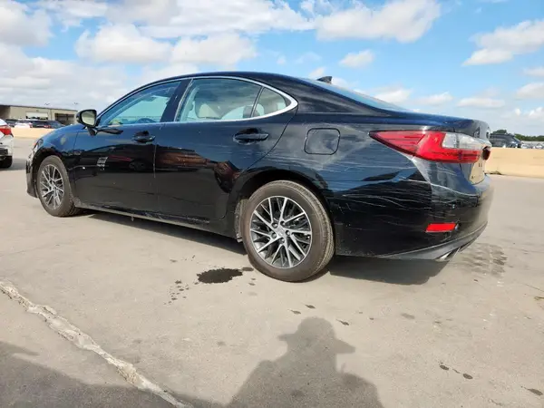 58ABK1GG2HU053268 2017 LEXUS ES - Image 2