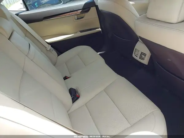 58ABK1GG2HU054744 2017 LEXUS ES - Image 8