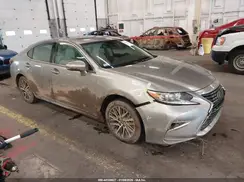 58ABK1GG2HU060379 2017 LEXUS ES
