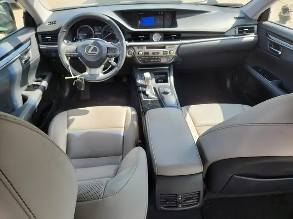 58ABK1GG2HU063668 2017 LEXUS ES - Image 8