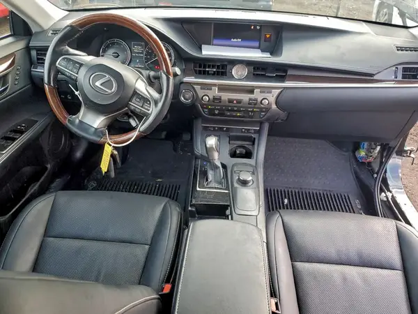 58ABK1GG2HU067882 2017 LEXUS ES - Image 8